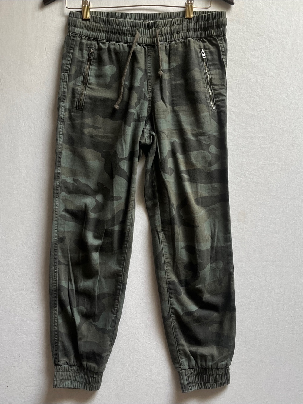 TNA Olive Camo Jogger Pants Women's Size Small